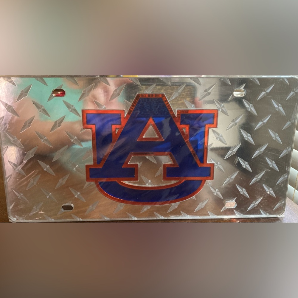 NWT Auburn University Acrylic License Plate